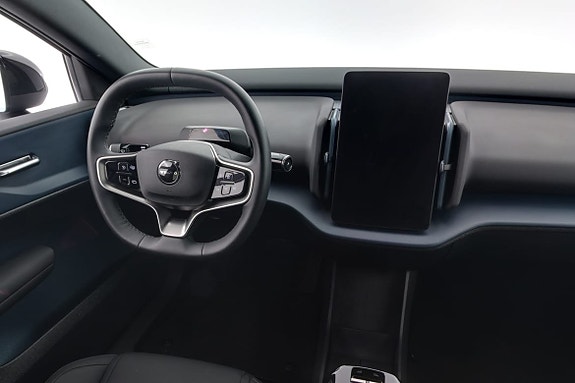 Volvo EX30 8 of 17