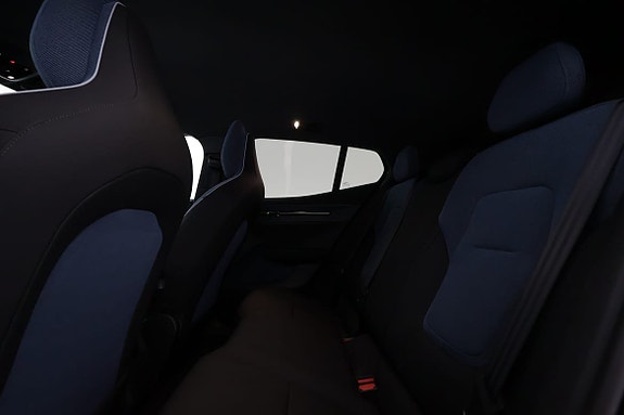 Volvo EX30 11 of 17