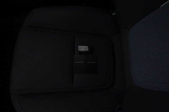 Volvo EX30 16 of 17
