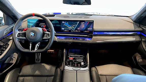 BMW M5 4 of 5