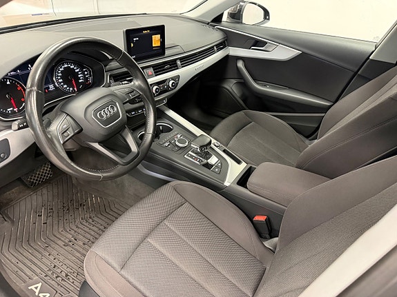 Audi A4 4 of 19