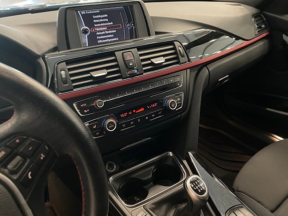BMW 320d 23 of 24