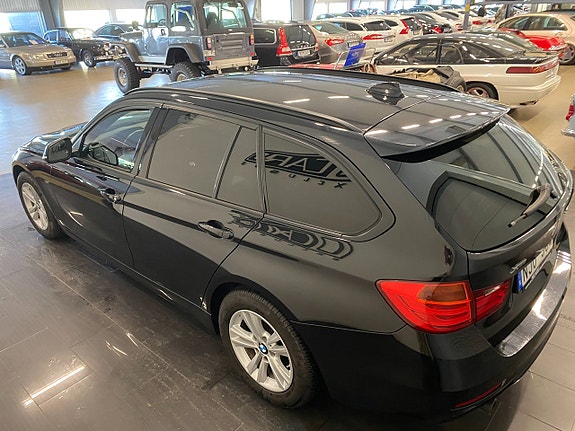 BMW 320d 7 of 24