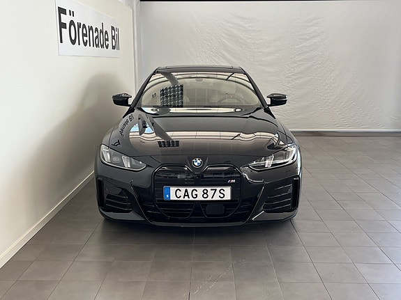 BMW i4 2 of 5