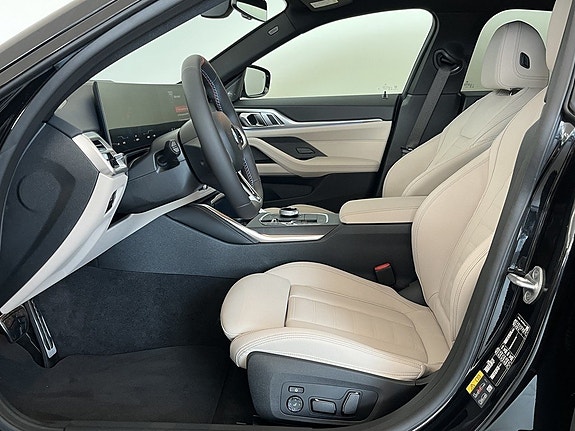 BMW i4 5 of 5