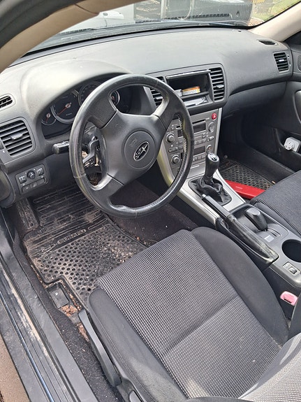 Subaru Outback 5 of 6