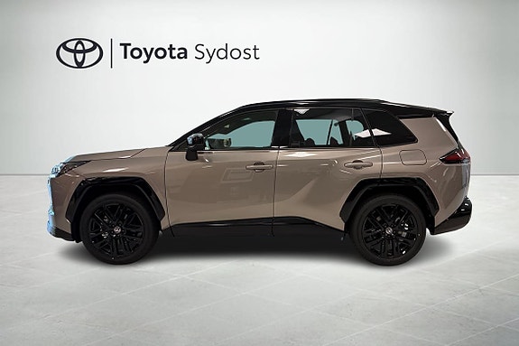 Toyota RAV4 3 of 5