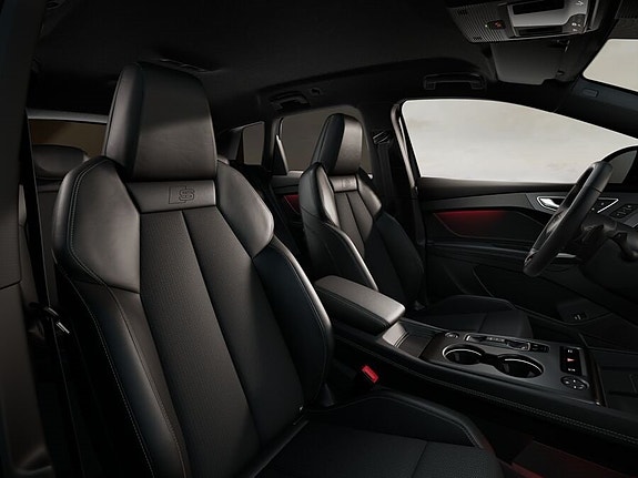 Audi Q4 e-tron 10 of 11