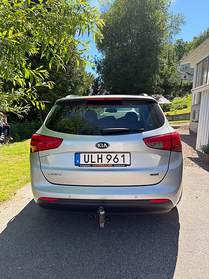 Kia Ceed 2 of 7