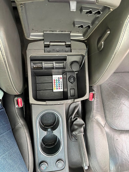 Nissan Pathfinder 8 of 12