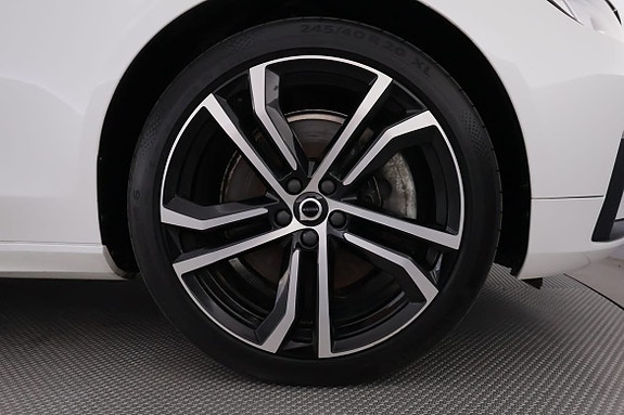 Volvo V90 19 of 20