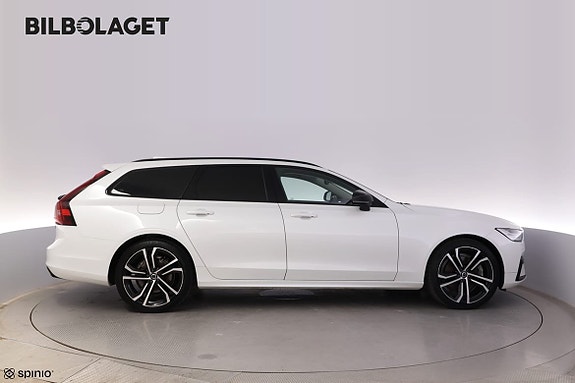 Volvo V90 2 of 20