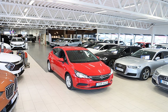 Opel Astra 3 of 5