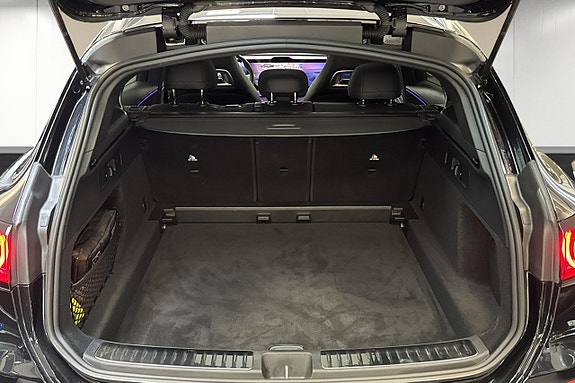 Mercedes-Benz GLC300 de 19 of 19