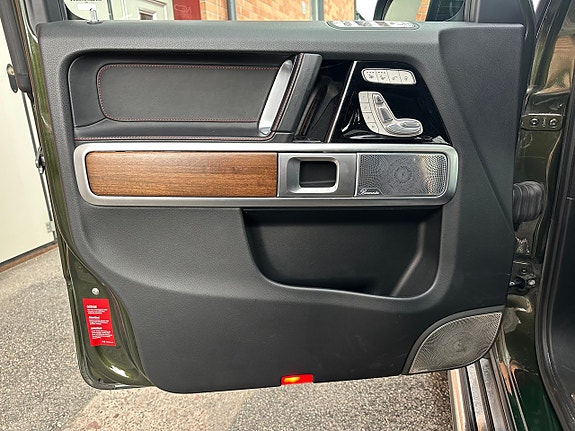 Mercedes-Benz G400 d 24 of 29