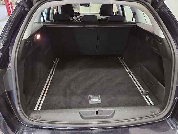 Peugeot 308 8 of 10