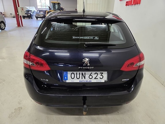 Peugeot 308 7 of 10