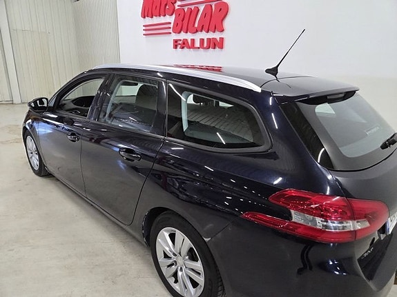 Peugeot 308 9 of 10