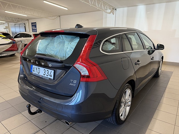 Volvo V60 5 of 11