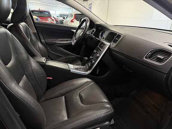 Volvo V60 9 of 11