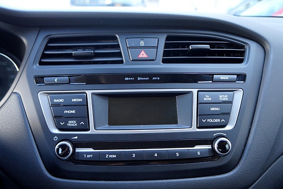 Hyundai i20 16 of 18