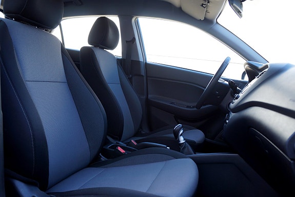 Hyundai i20 11 of 18