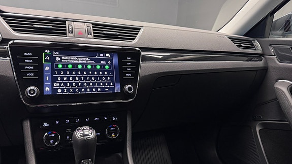 Skoda Superb 14 of 24
