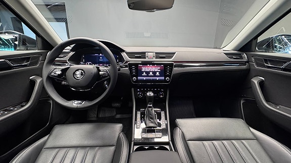 Skoda Superb 16 of 24