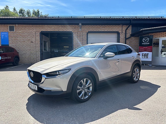 Mazda CX-30 3 of 5