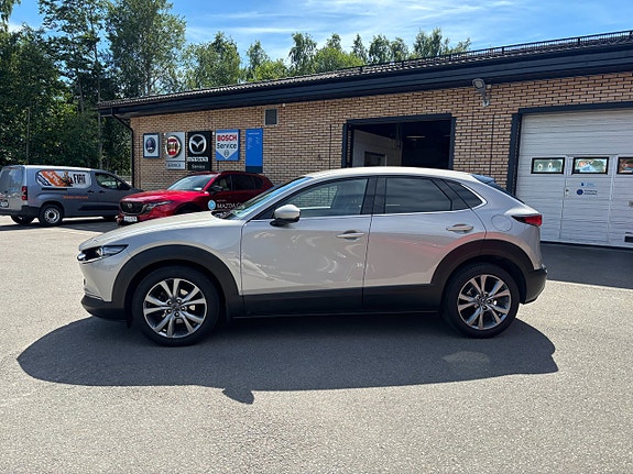 Mazda CX-30 4 of 5