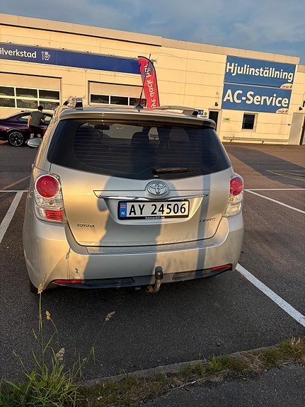 Toyota Verso 4 of 9