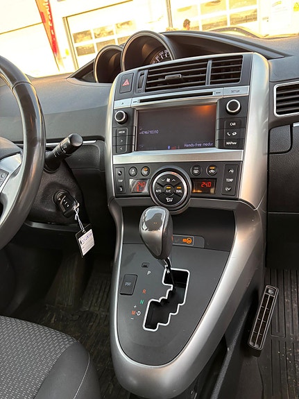 Toyota Verso 7 of 9