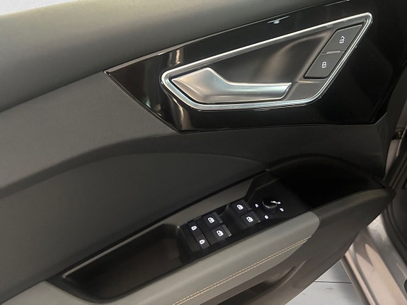 Audi Q4 e-tron 8 of 20