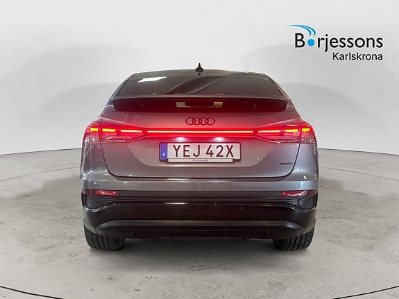 Audi Q4 e-tron 4 of 20