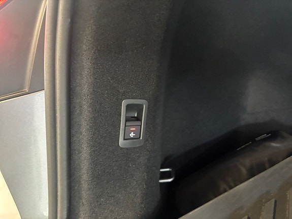 Audi Q4 e-tron 19 of 20