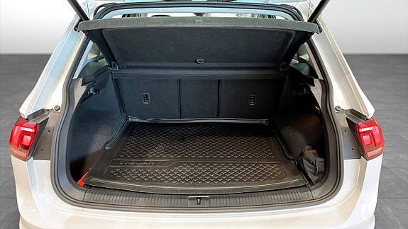Volkswagen Tiguan 10 of 22
