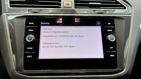 Volkswagen Tiguan 18 of 22