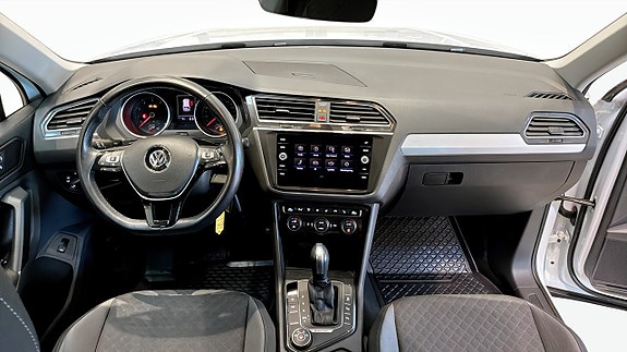 Volkswagen Tiguan 4 of 22