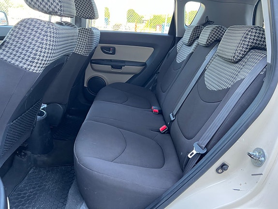 Kia Soul 13 of 26