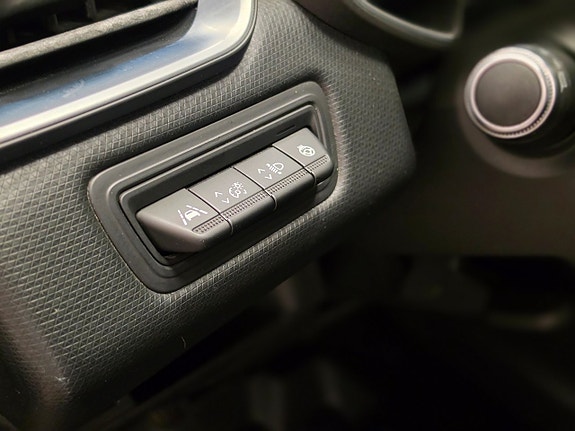 Renault Clio 13 of 19