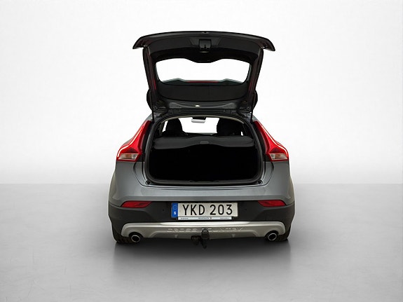 Volvo V40 Cross Country 27 of 30