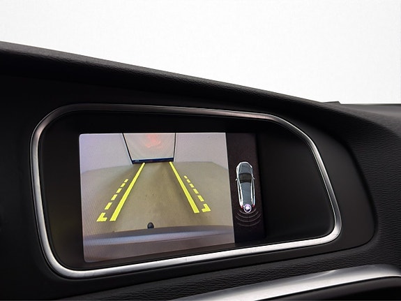 Volvo V40 Cross Country 17 of 30