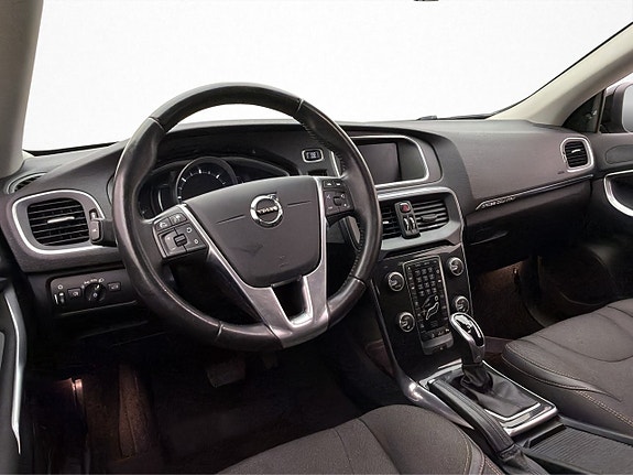 Volvo V40 Cross Country 23 of 30