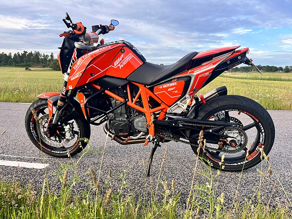KTM KTM 690 DUKE 2 of 7