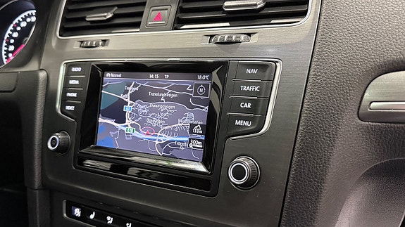Volkswagen Golf VII 20 of 22