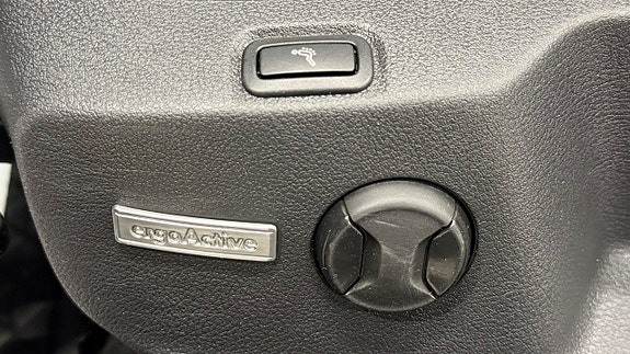 Volkswagen Golf VII 22 of 22