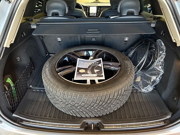 Volvo XC60 5 of 5
