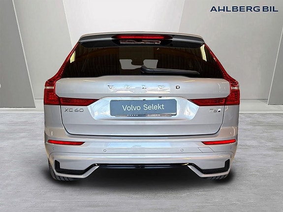Volvo XC60 12 of 15