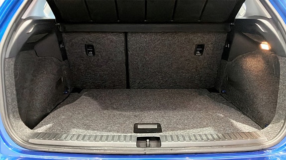 Seat Arona 12 of 12