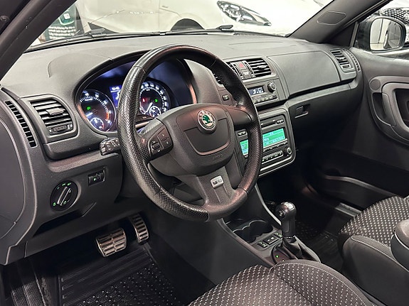 Skoda Fabia 12 of 27